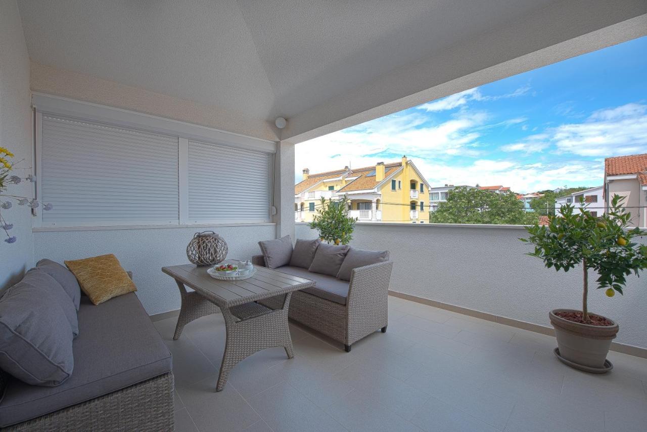 Spacious Chic Residence Zadar Exterior photo