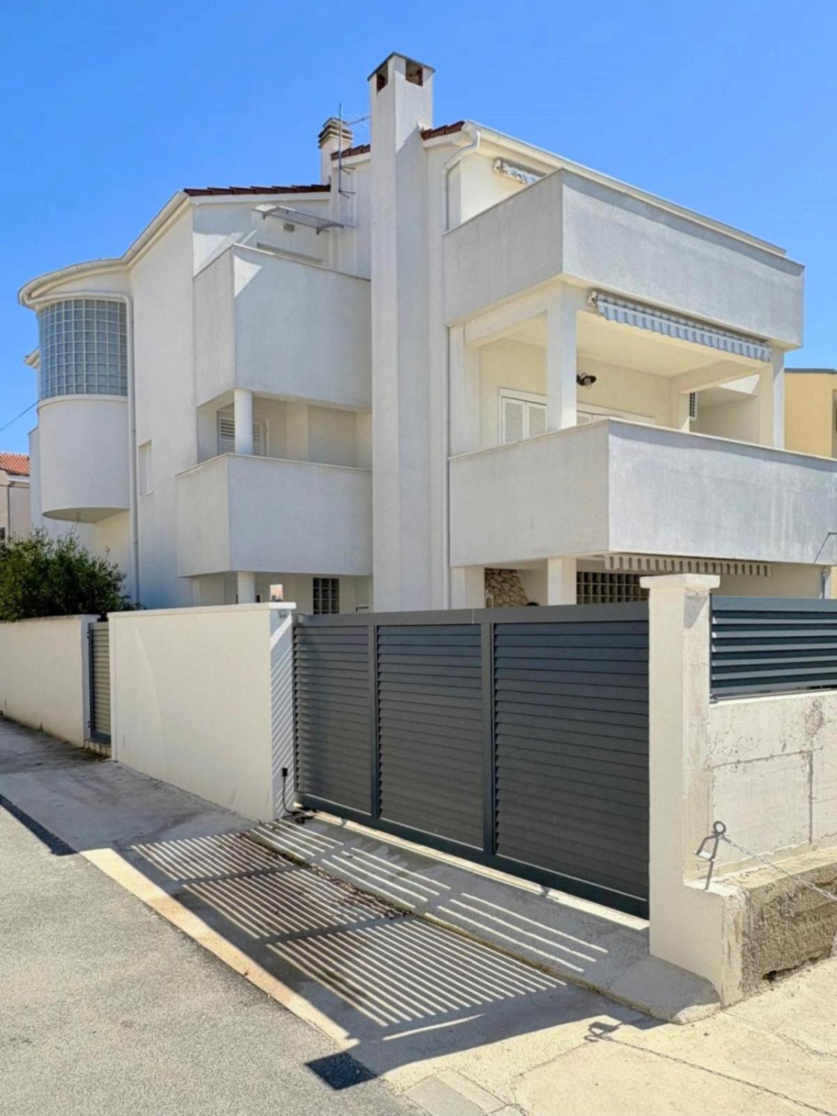 Spacious Chic Residence Zadar Exterior photo