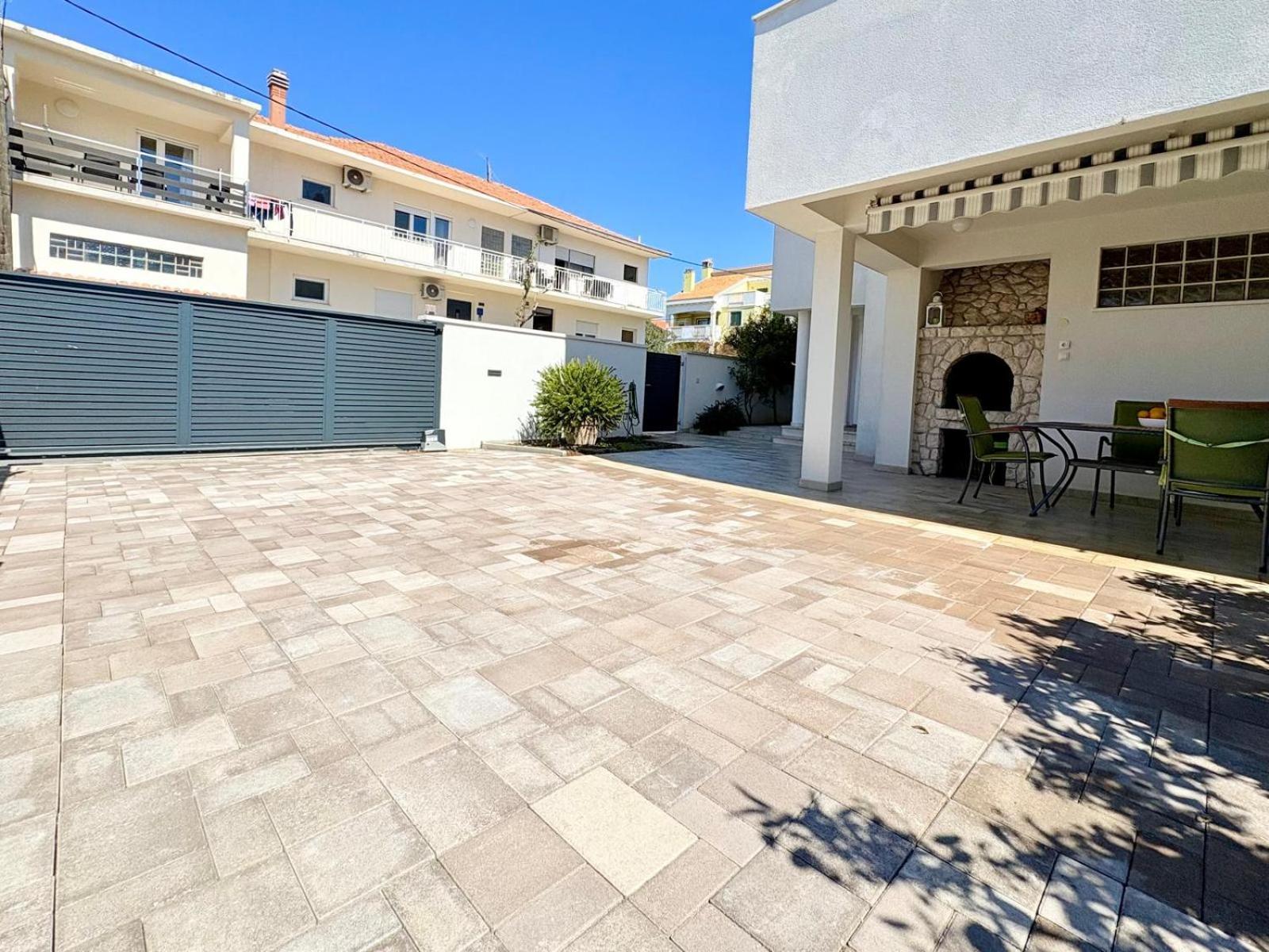 Spacious Chic Residence Zadar Exterior photo